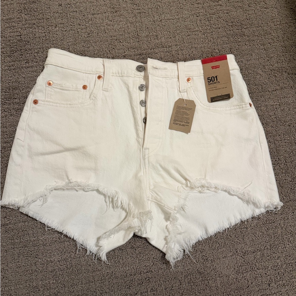 NWT levi’s 501 original white jean shorts